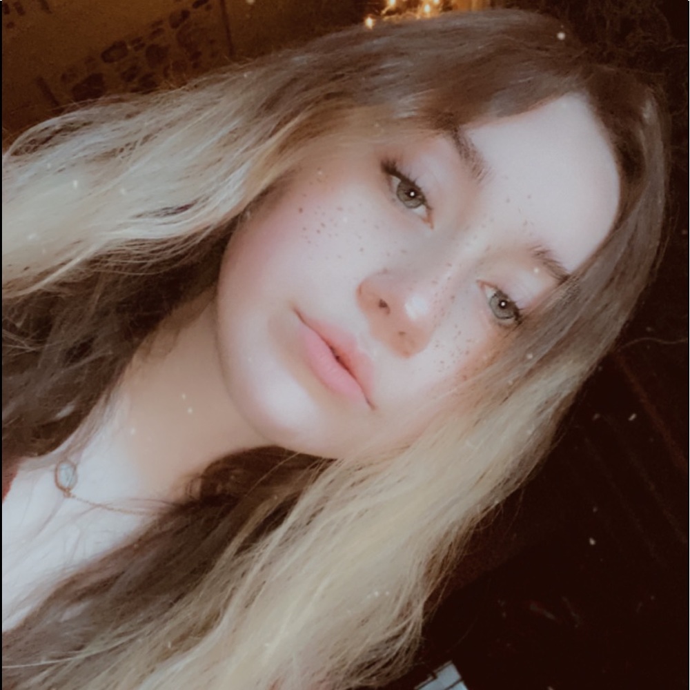 Meet your Posher, Alexandra